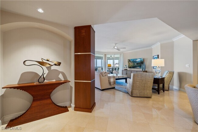 Building Photo - 4021 Gulf Shore Blvd N