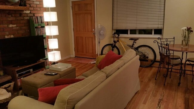 Building Photo - 155 S Pennsylvania St