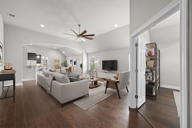 Building Photo - 1805 Morts Pl