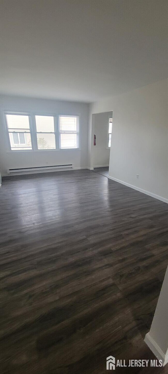 Foto del edificio - 358 Raritan St