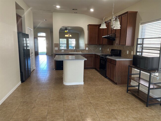 Building Photo - 25727 Westbourne Dr