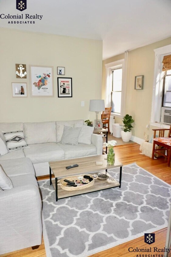 Foto principal - 370 Chestnut Hill Ave