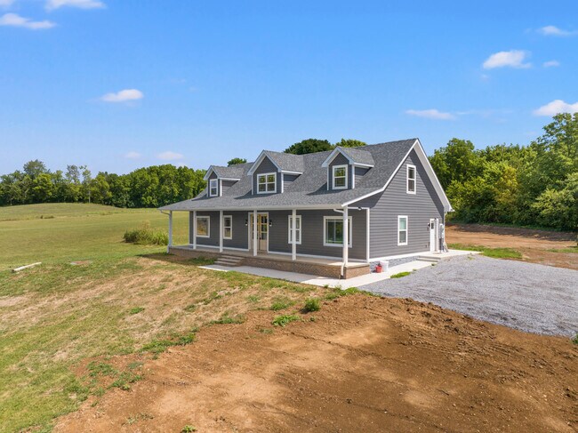 Building Photo - 32 McCoy Dr
