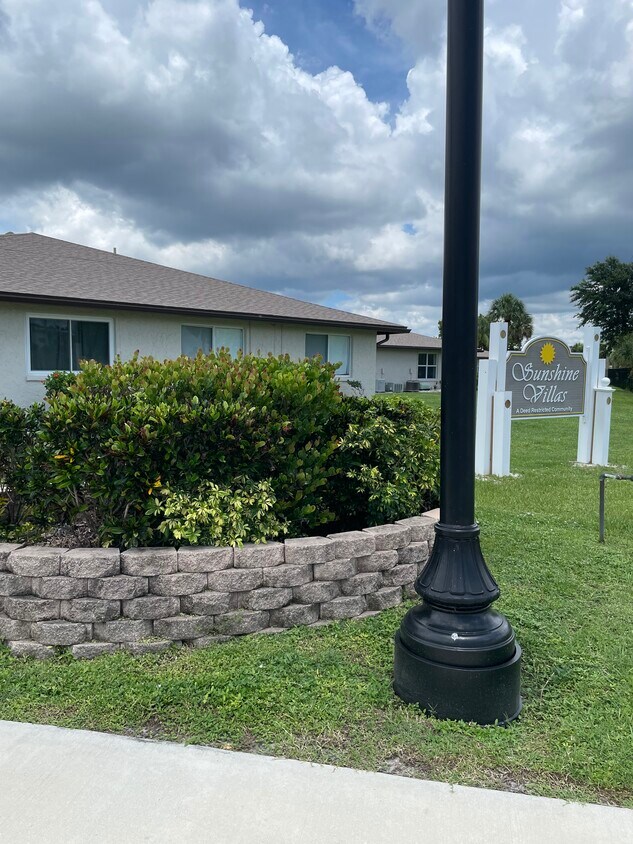 Foto principal - 21150 Gertrude Ave