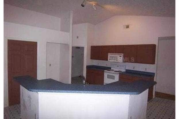 Building Photo - 875 W Gaucho Cir