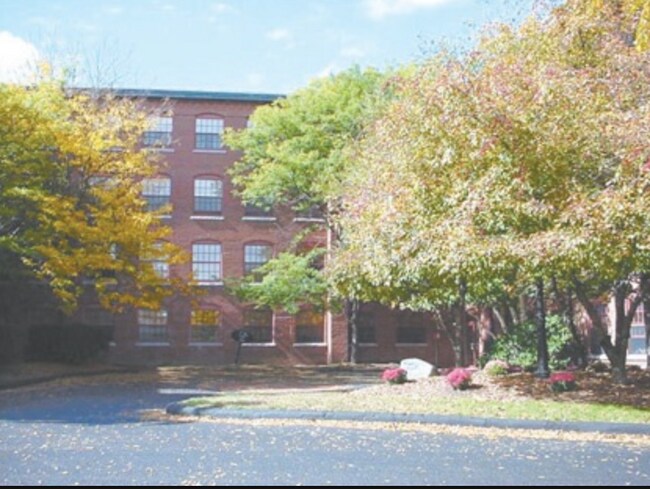 Foto del edificio - 335 Cypress St