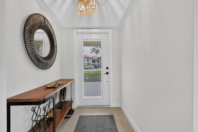 Building Photo - 302 Brackenwood Cir