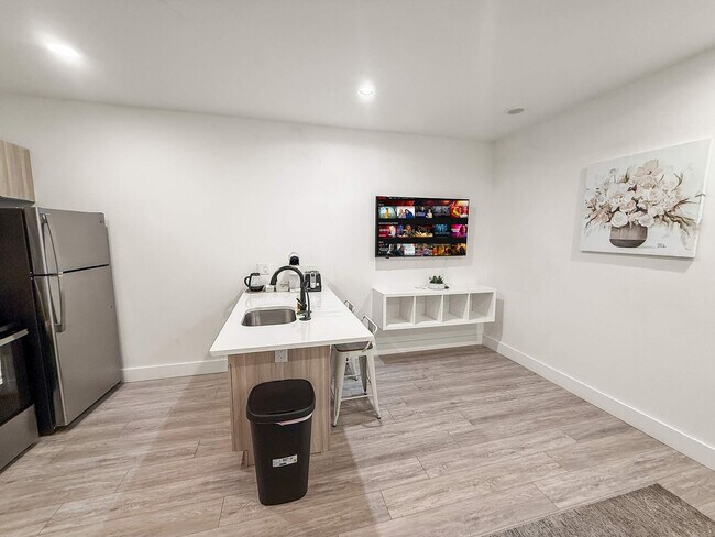 Foto del edificio - 2400 E Huntingdon St