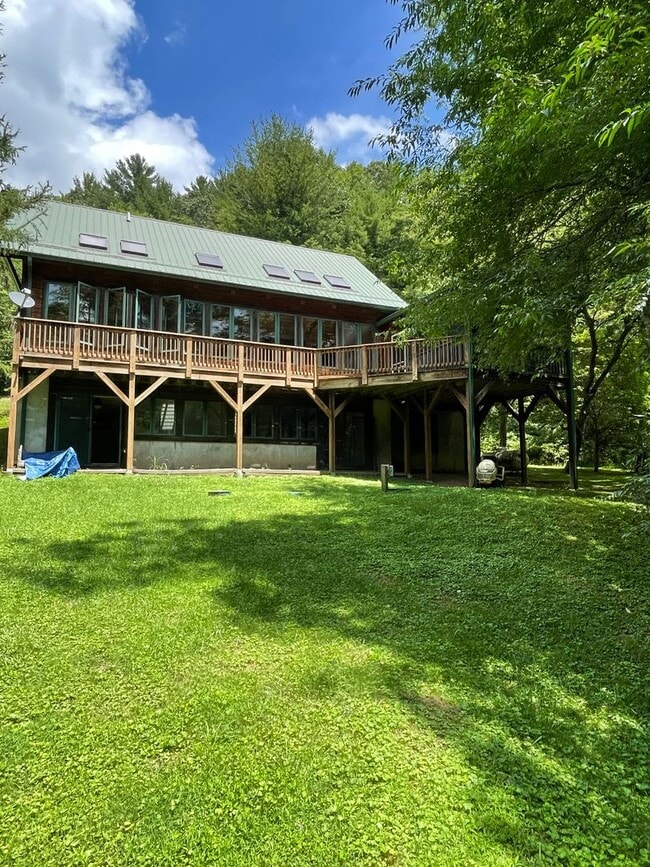 Photo - 504 Stuart Williams Rd House