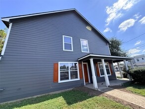 Building Photo - 5303 Lelia St