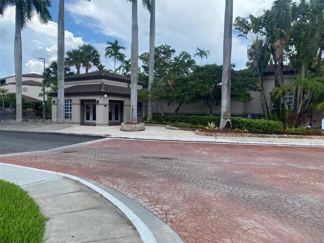 Foto del edificio - 9849 Nob Hill Ln