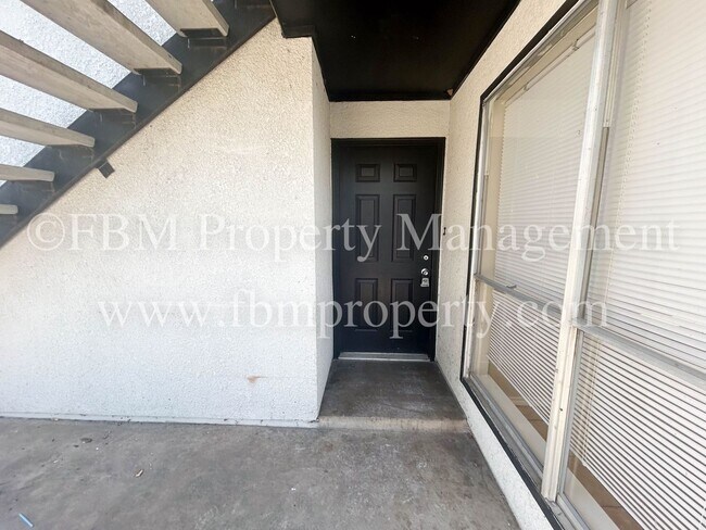Foto del edificio - 1401 Old Bardwell Rd