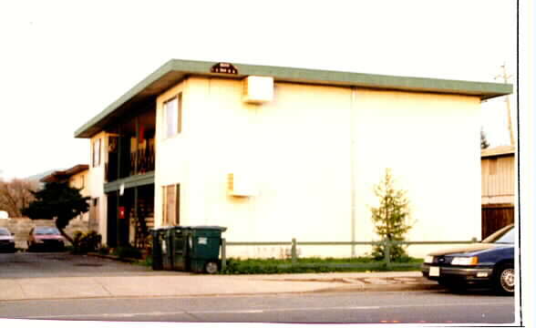 Primary Photo - 5089 Clayton Rd