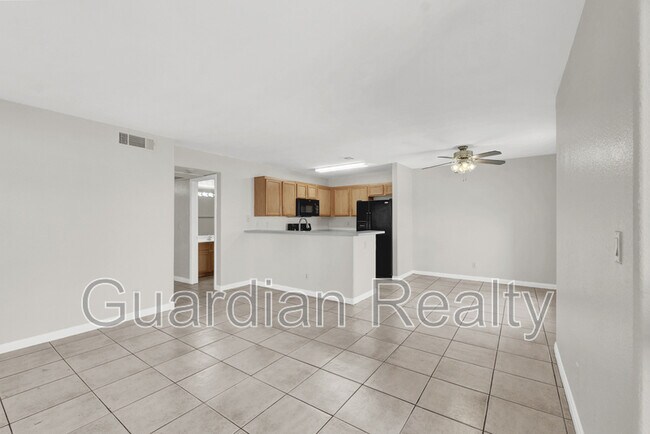 Foto del edificio - 2974 Juniper Hills Blvd