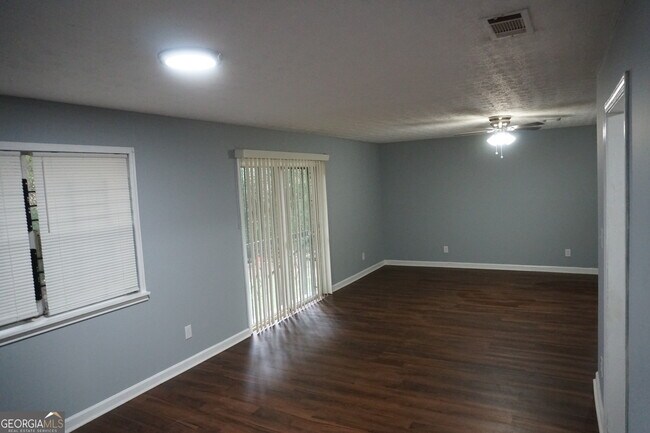 Foto del edificio - 5637 Attucks Blvd