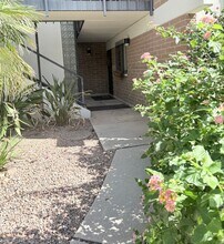 Building Photo - 3940 E Timrod St