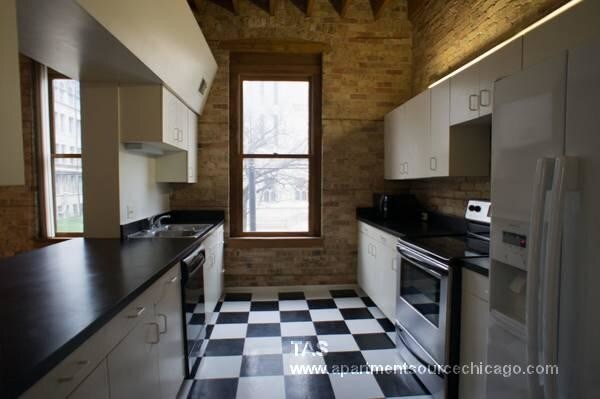 Foto principal - 1013 W Webster Ave