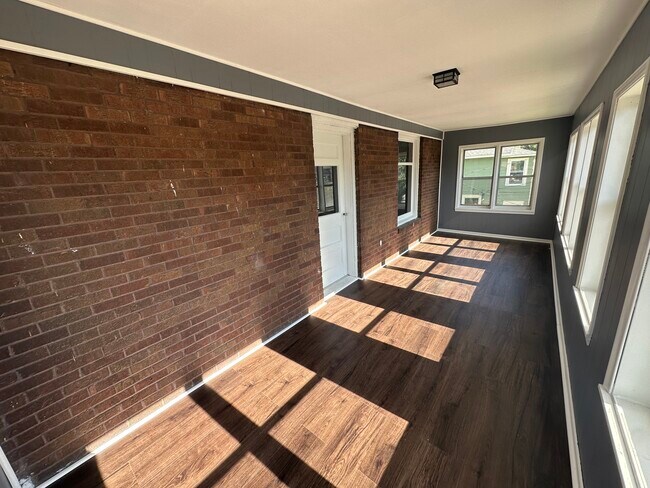 Foto del edificio - 1819 4th St NE