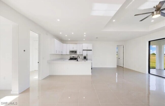 Building Photo - 7004 Brazil Ct