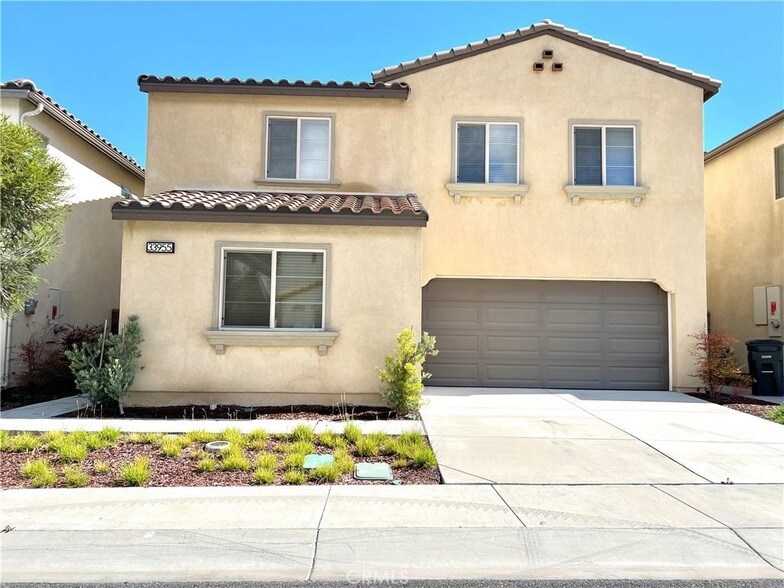 33955 Capstan Court Condo for Rent in Lake Elsinore, CA