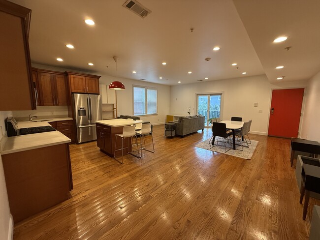 Photo - 37 Coffey St Townhome