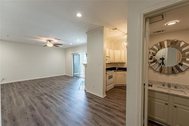 Foto del edificio - 6002 Auburndale Ave