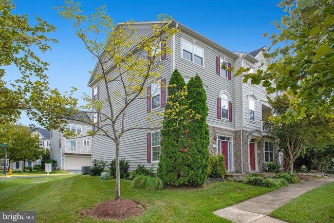 Building Photo - 751 Collington Ct
