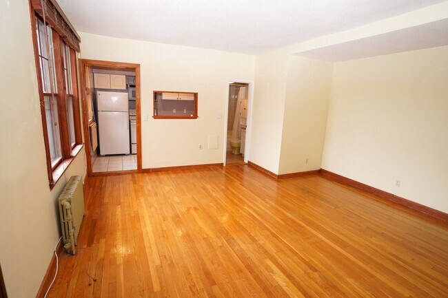 Foto del edificio - 120 Sutherland Rd