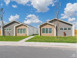 Building Photo - 1405 E Hibiscus Ave