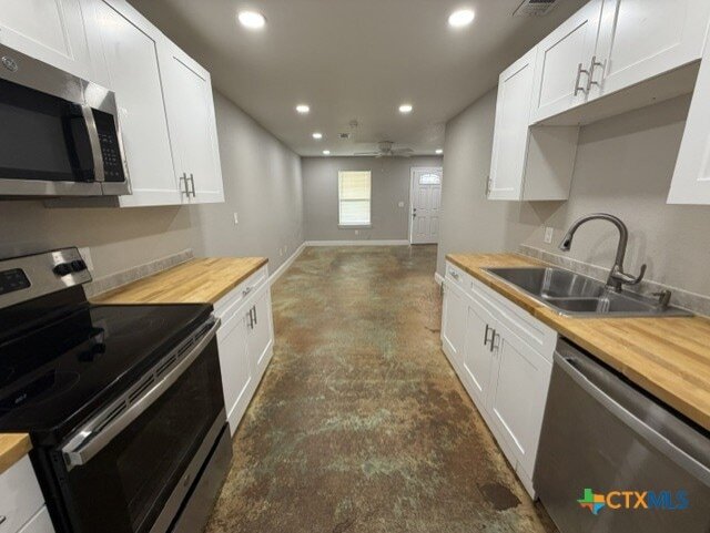 Building Photo - 661 W Austin St