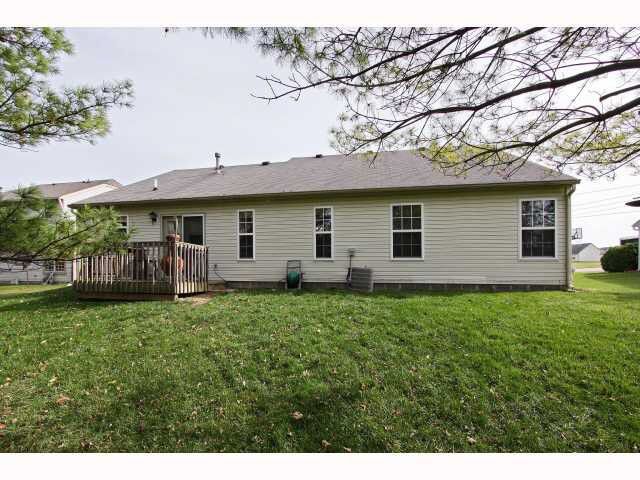Building Photo - 332 Stoneybrook Grove Dr
