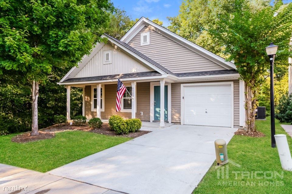 5128 Abercromby St, Charlotte, NC 28213 House Rental in Charlotte, NC