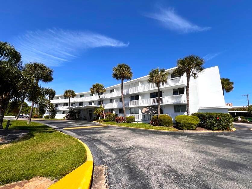 Foto principal - 3190 N Atlantic Ave