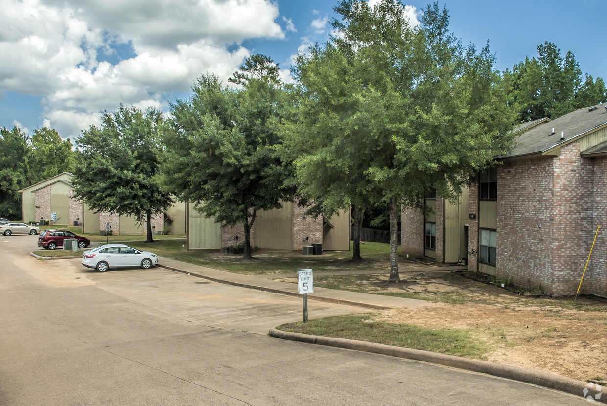 Building Photo - Hillside Terrace Apartments