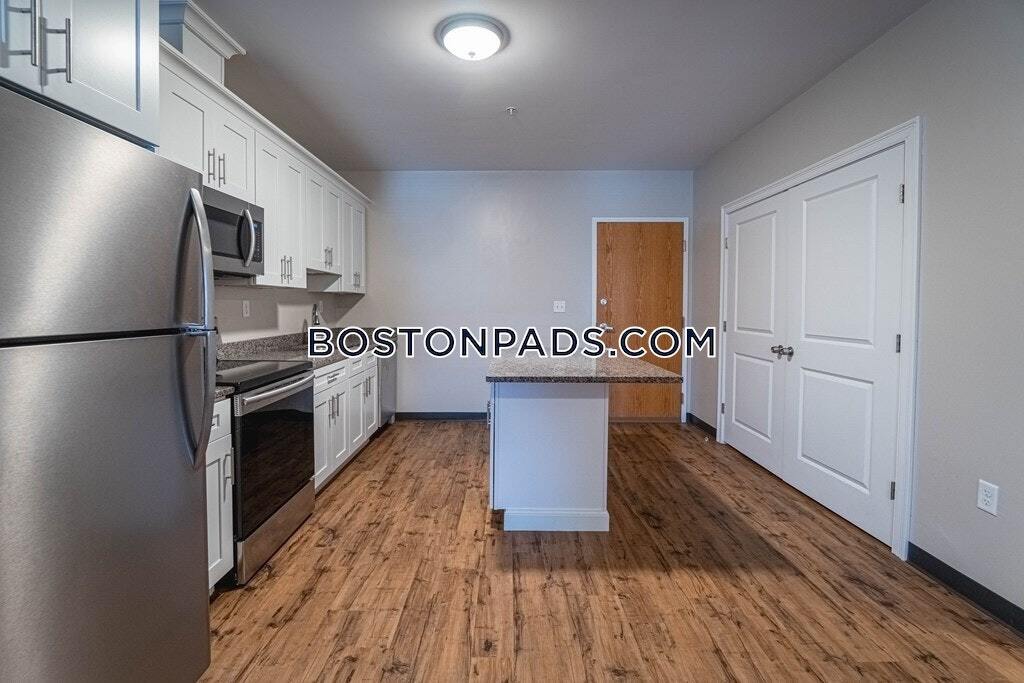 75 Commercial St Unit 307, Brockton, MA 02302 Room for Rent in Brockton, MA