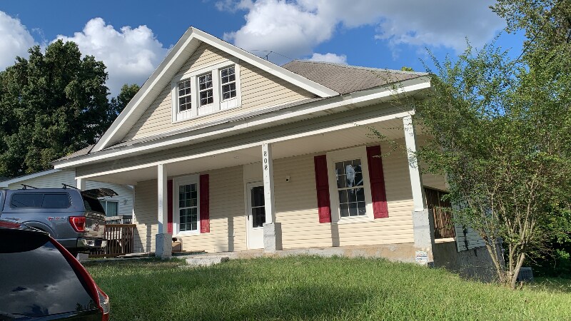 Foto principal - 808 Putnam St