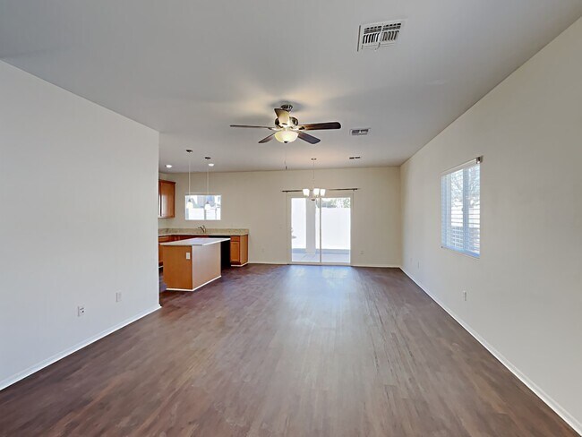 Building Photo - 98 W Via Costilla