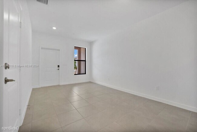 Foto del edificio - 3 br, 2.5 bath House - 250 SW 159th Ln
