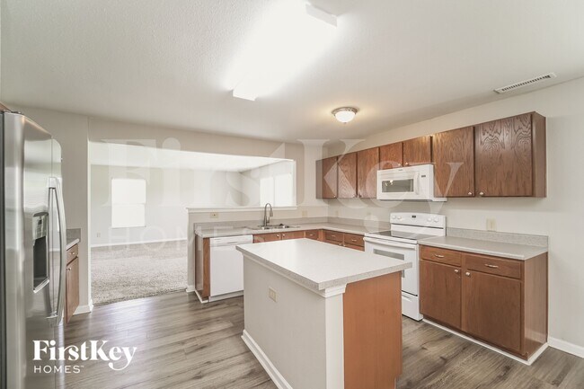 Foto del edificio - 1112 Rainier Ln