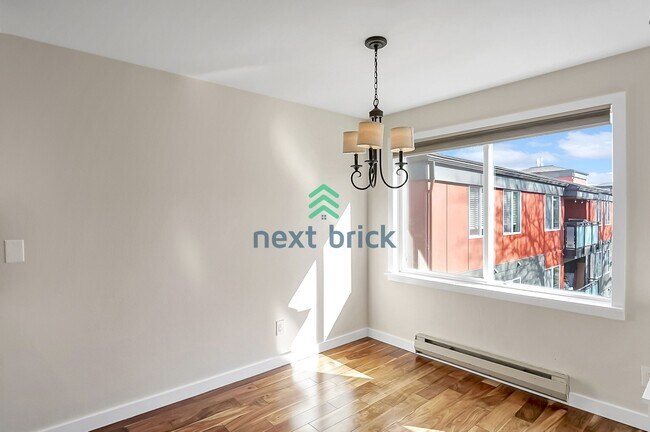 Foto del edificio - 2 BED & 2 BATH CONDO FOR RENT