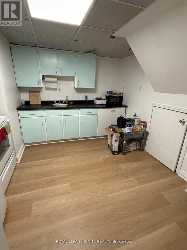 Photo du bâtiment - 92 Bobmar Rd