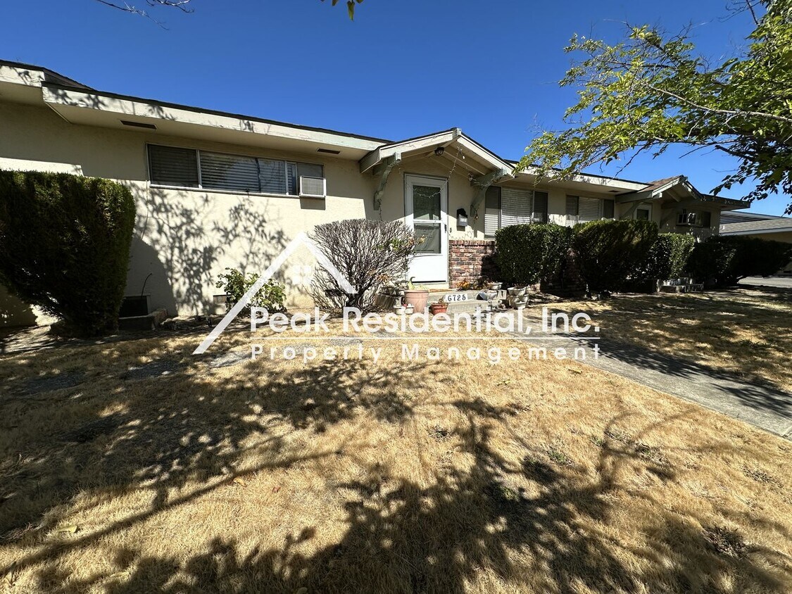 Building Photo - Greenback6721-6727