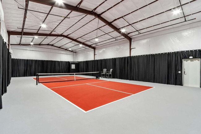 Foto del edificio - 627 Elmersville Rd