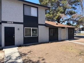 Building Photo - 3500a Mercury St