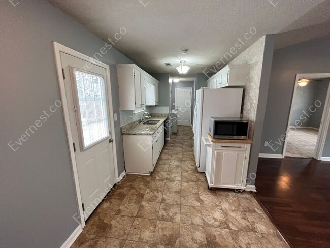Foto del edificio - 217 Buffalo Creek Dr