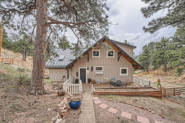Foto del edificio - 574 N Cedar Brook Rd