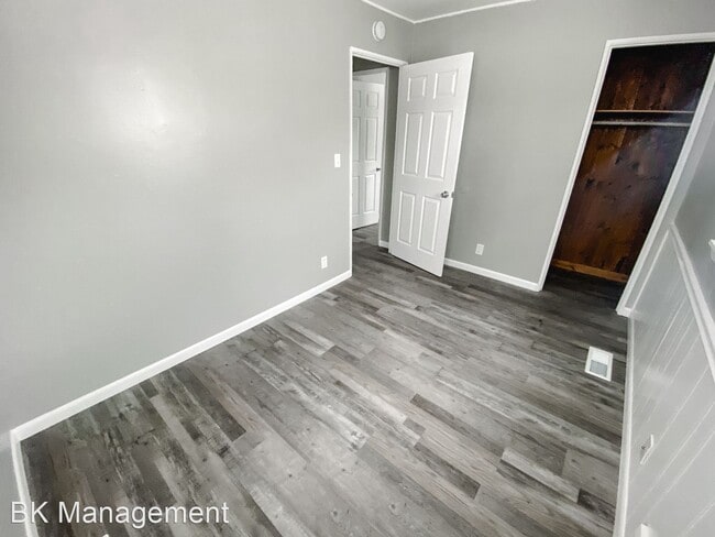 Building Photo - 2 br, 1 bath House - 2107 Ulen Lane