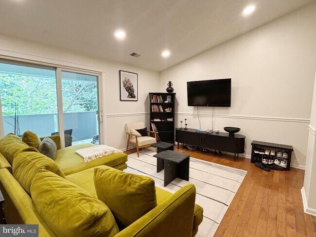 Foto del edificio - 12309 Silvergate Way