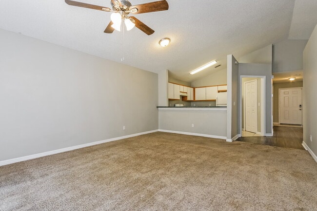 Building Photo - 1317 S Park Ave