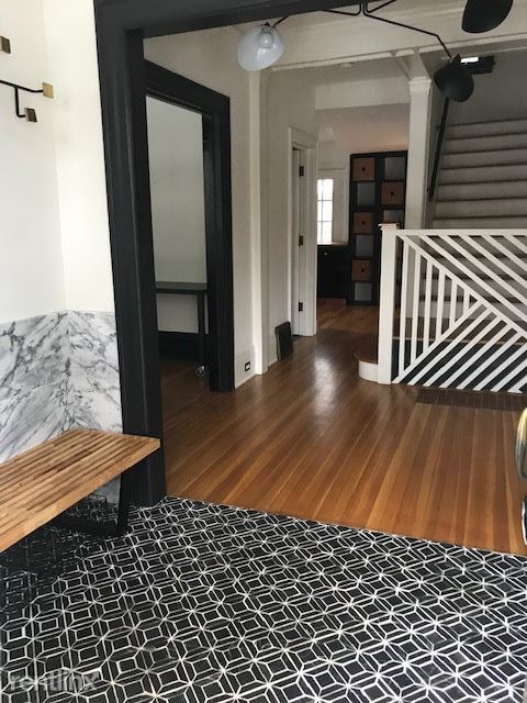 Building Photo - 4 br, 2.5 bath House - 1425 Cambridge Rd 1...